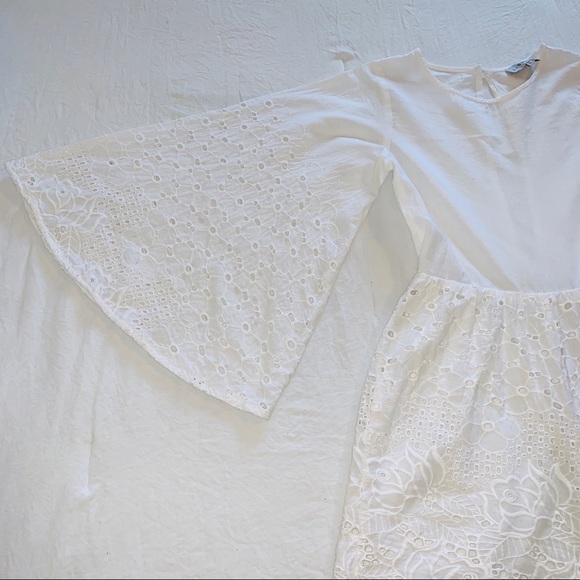 LIONESS White Crochet Lace Bell Sleeve Romper - Picture 2 of 6